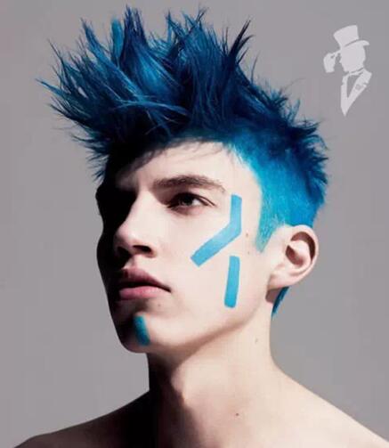 南昌丽人美发培训学校教你男士发型吹风技巧-