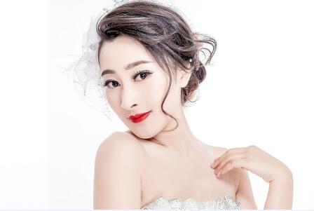 江西丽人美容艺术学院谈未来化妆师就业前景与