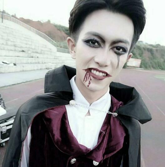 江西丽人美容艺术学院万圣节嘉年华化妆活动__南昌市培训学校,东湖区培训学校,技能教育培训学校,化妆培训学校,天才网_江西丽人化妆艺术学院